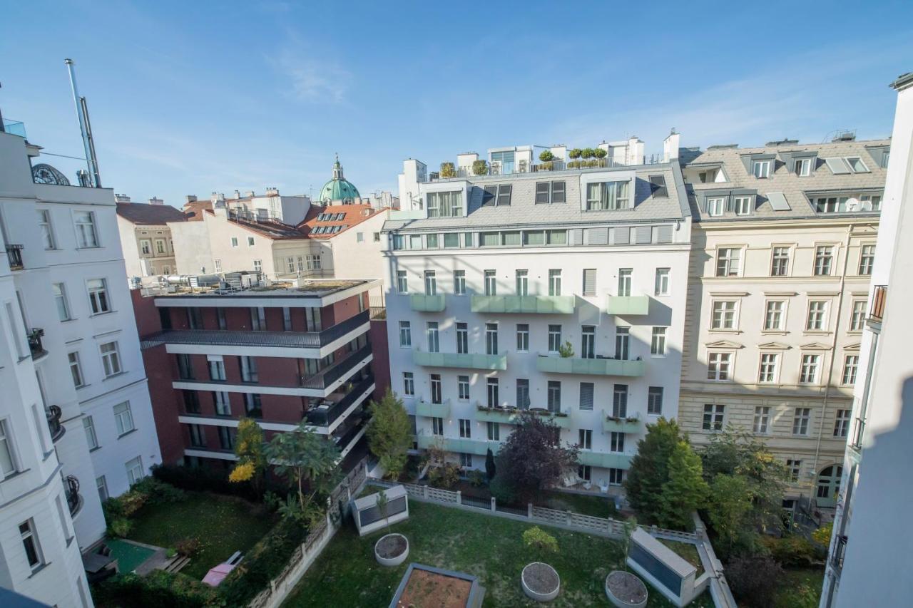 Moderne Trifft Tradition Im Herzen Wiens Exterior photo